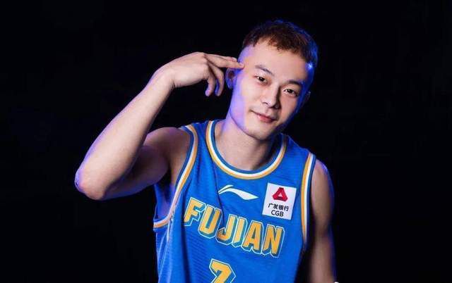 亚刻奥特曼免费观看全集普通话